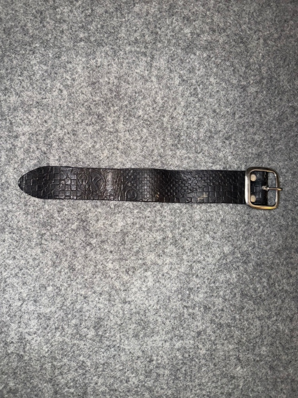 HURLEY Leather Buckle Cuff Bracelet - Picture 2 of 11